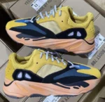 ADIDAS YEEZY BOOST 700