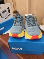 Hokas sneakers pallet - Image 2