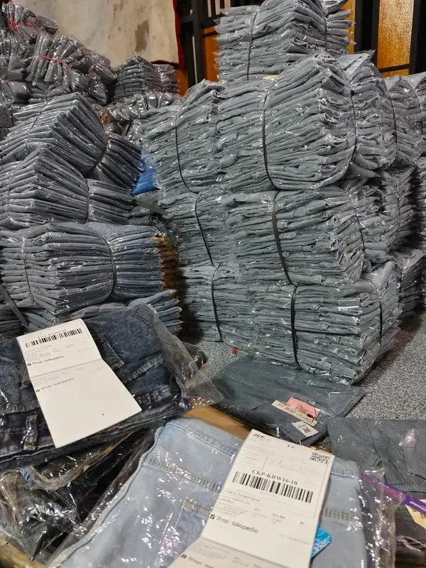 Branded Jeans Pallet