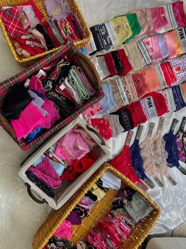 Lingerie Pallet