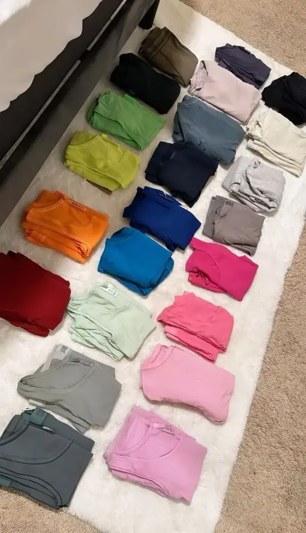 Lulus Clothing Pallet