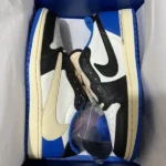 PlayStation 4 Slim - Image 4