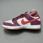 NIKE SB Dunk Low Red Grey - Image 3
