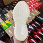 Yeezy Boost 350 v2 Pallets - Image 5